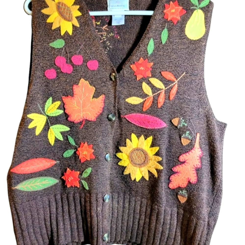 Vintage 90’s  Womens Large Brown, Sweater Vest Susan Bristol Embroidered Fall